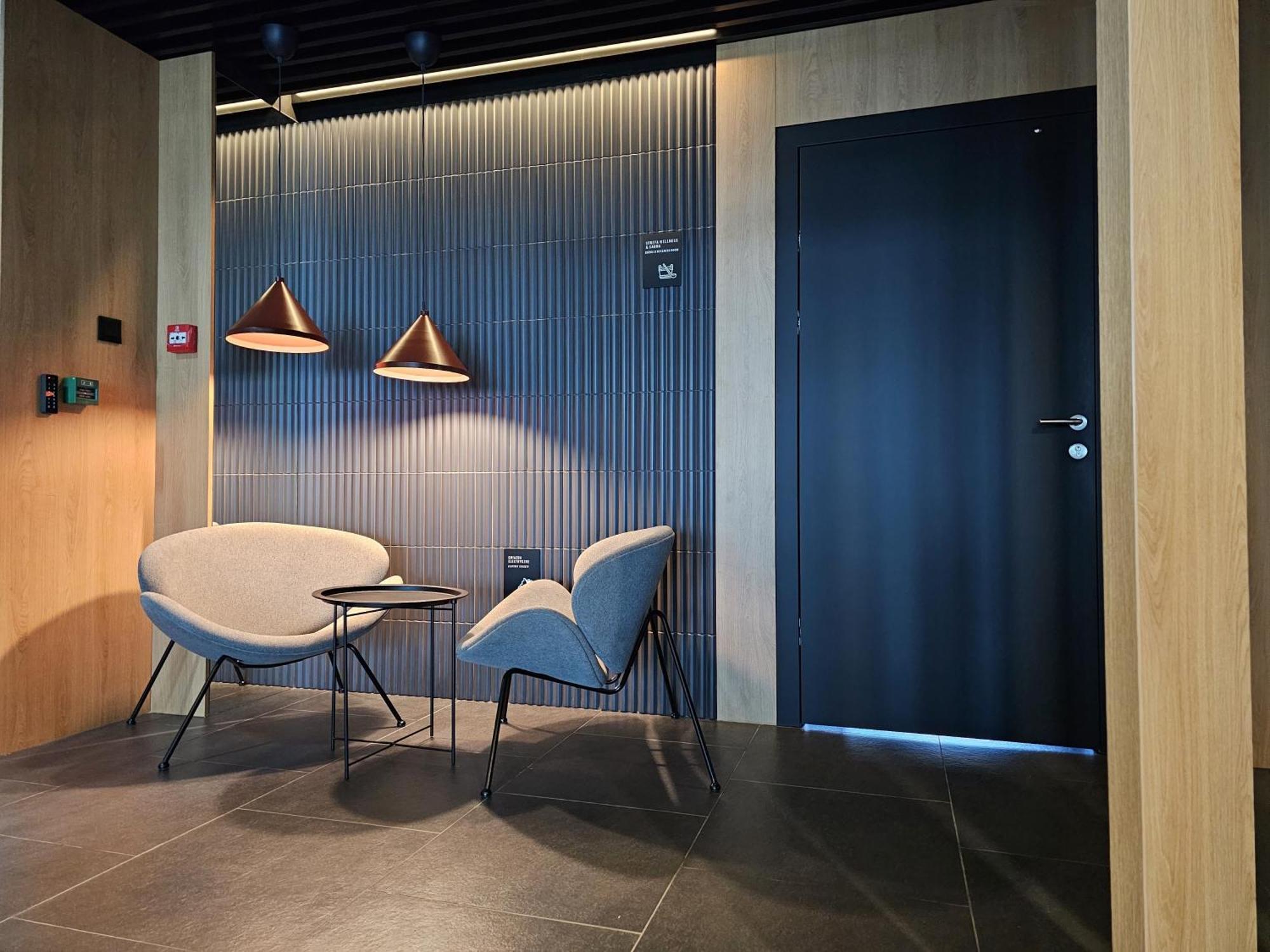 Urban Apartments Luxury Skyline Sokolska Towers 30A, 2 Free Garages, Gym & Sauna, Self Check-In كاتوفيتسه المظهر الخارجي الصورة